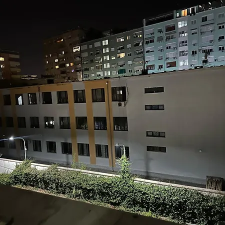 Maya Apartment *